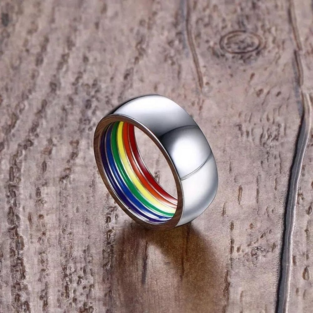 rainbow ring	🏳️‍🌈 - Picture 2 of 4